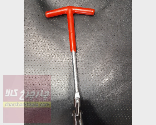 آچار شمع خودرو